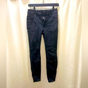 Anthropologie pilcro black zipper ankle jean
